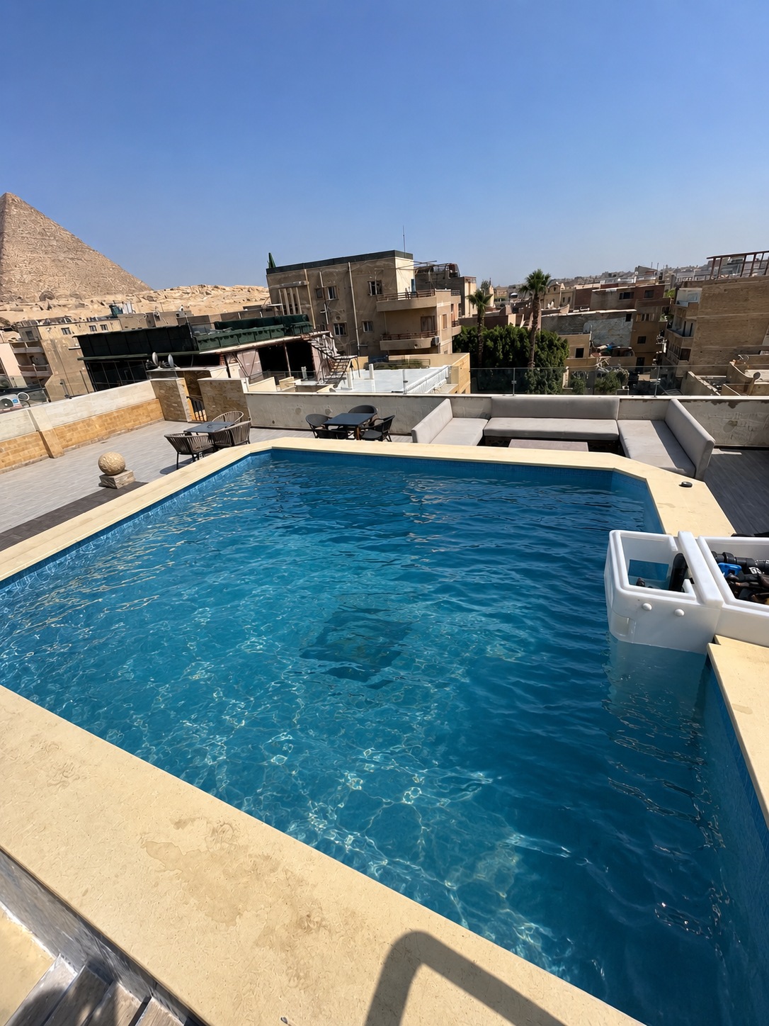 Turquoise swimming pool project 02