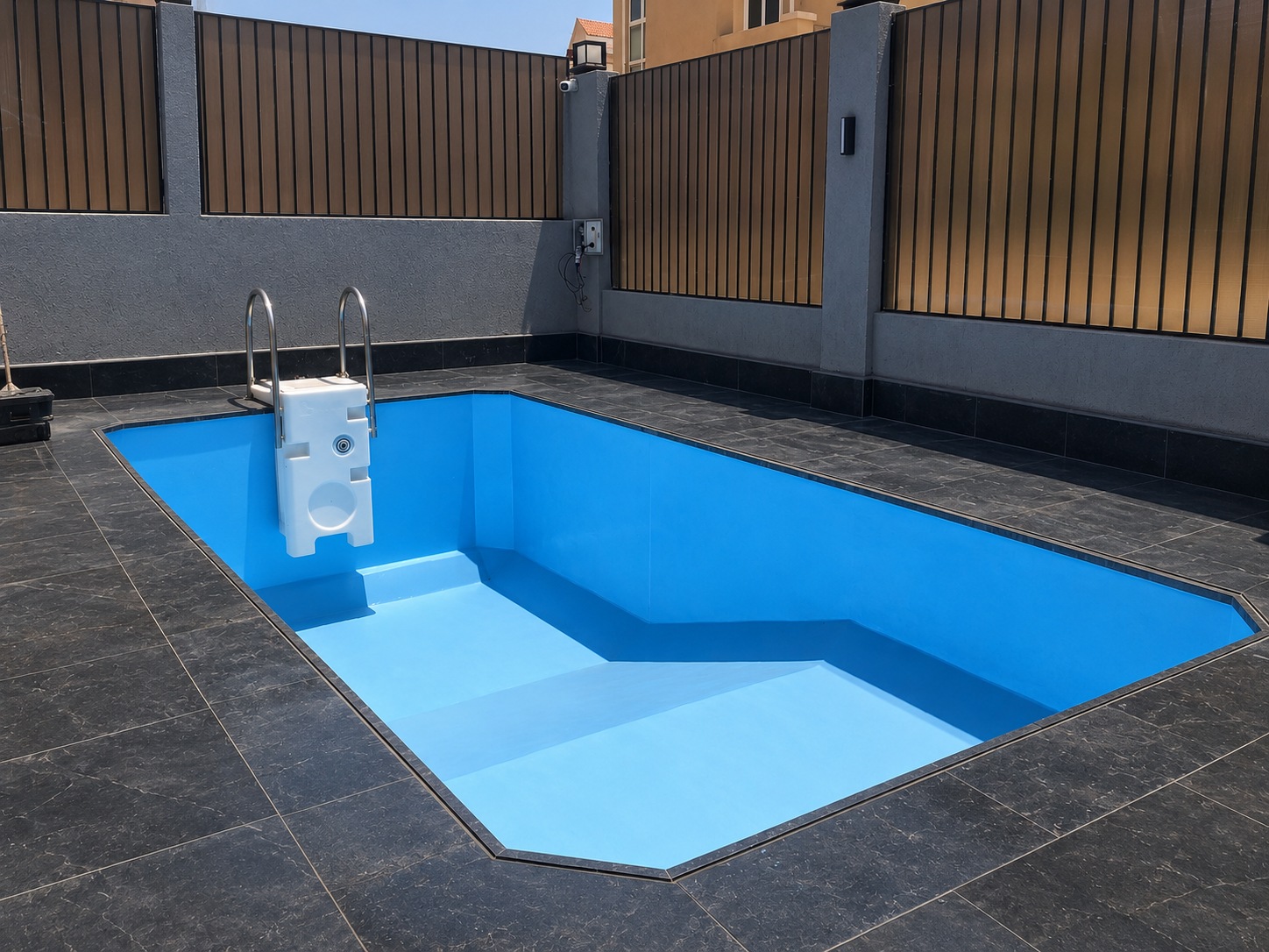 Turquoise swimming pool project 04